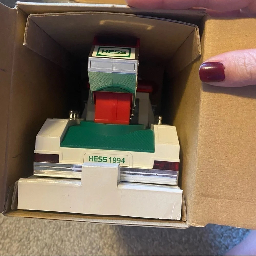 Hess Rescue Truck Kids Toy NEW White Tow Vintage